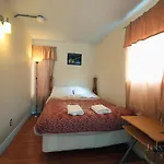 Jenny\'S Guest House