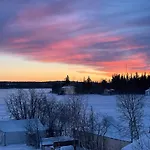 Aurora Bayside Inn
