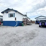 Ec Lodging