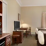 Stanton Suites Hotel Yellowknife