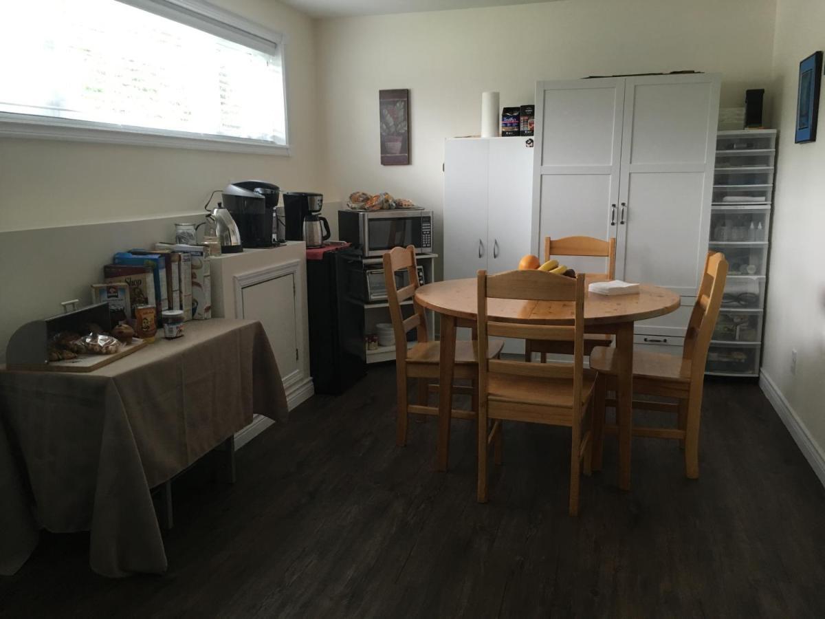 Polar Nights Bed & Breakfast Yellowknife
