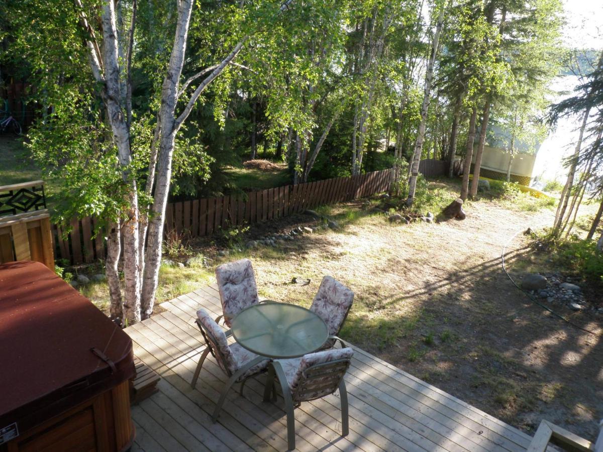 Great Slave Lakeside Bed & Breakfast Yellowknife
