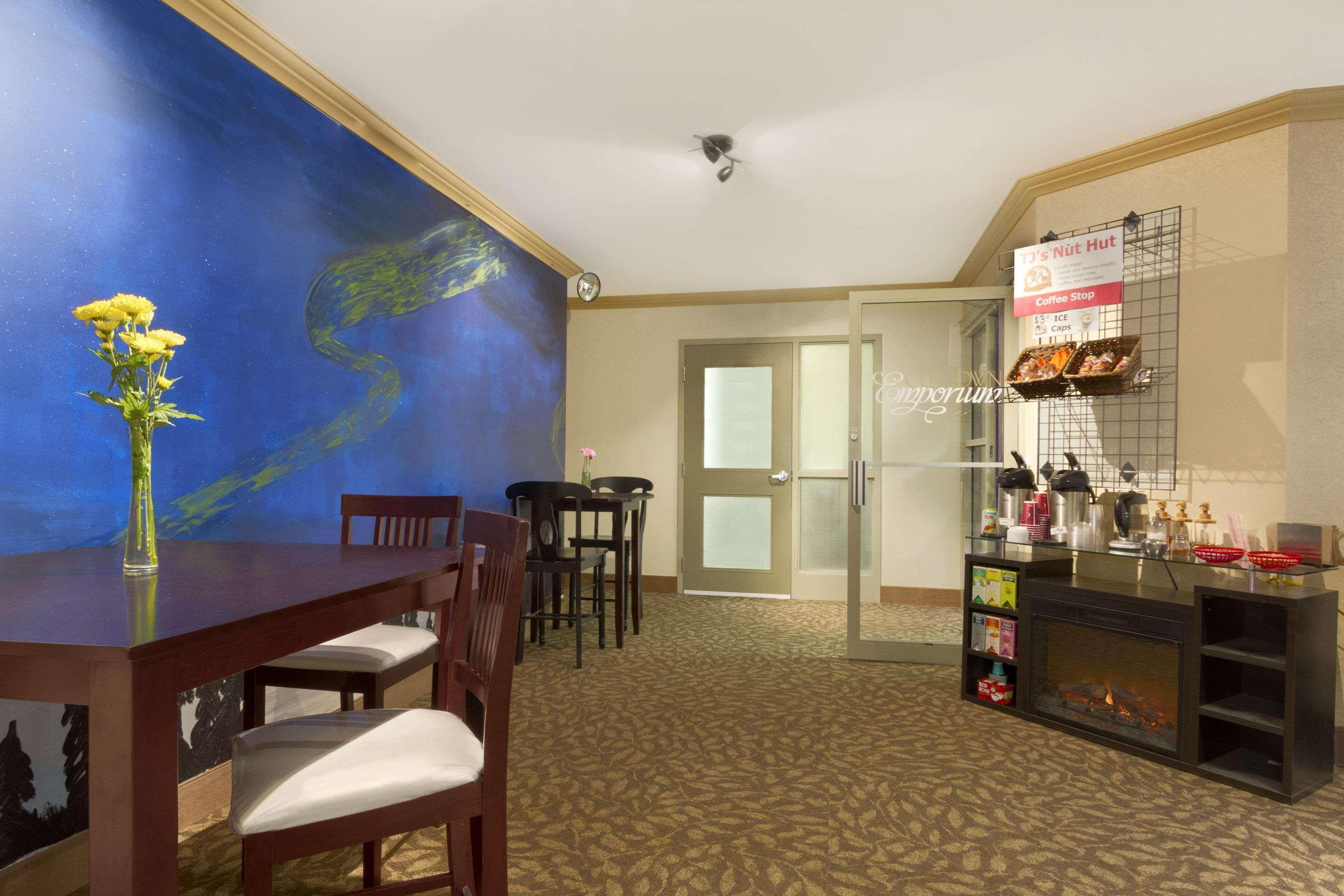 Nova Hotel Yellowknife