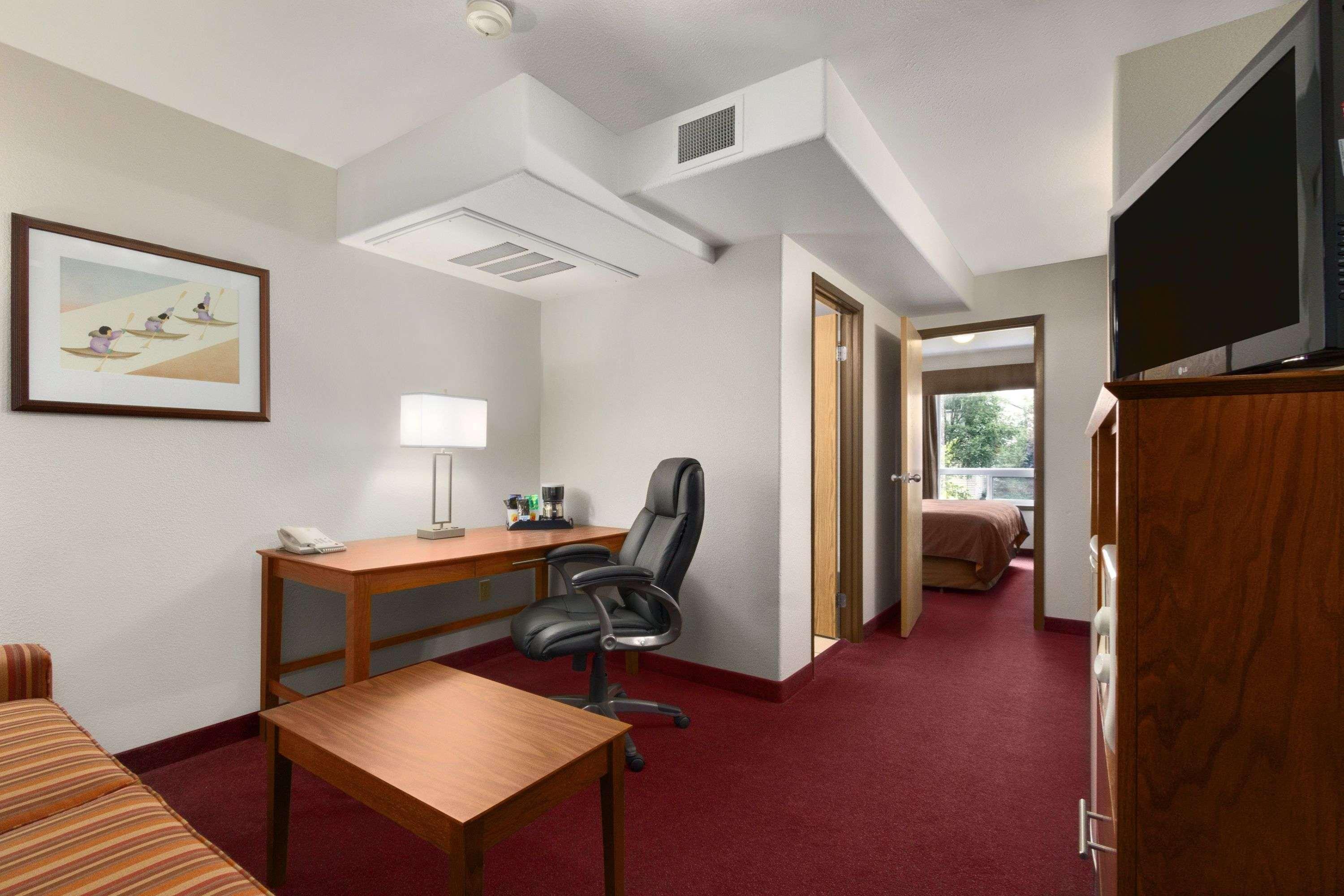 Super 8 By Wyndham 3* Yellowknife
