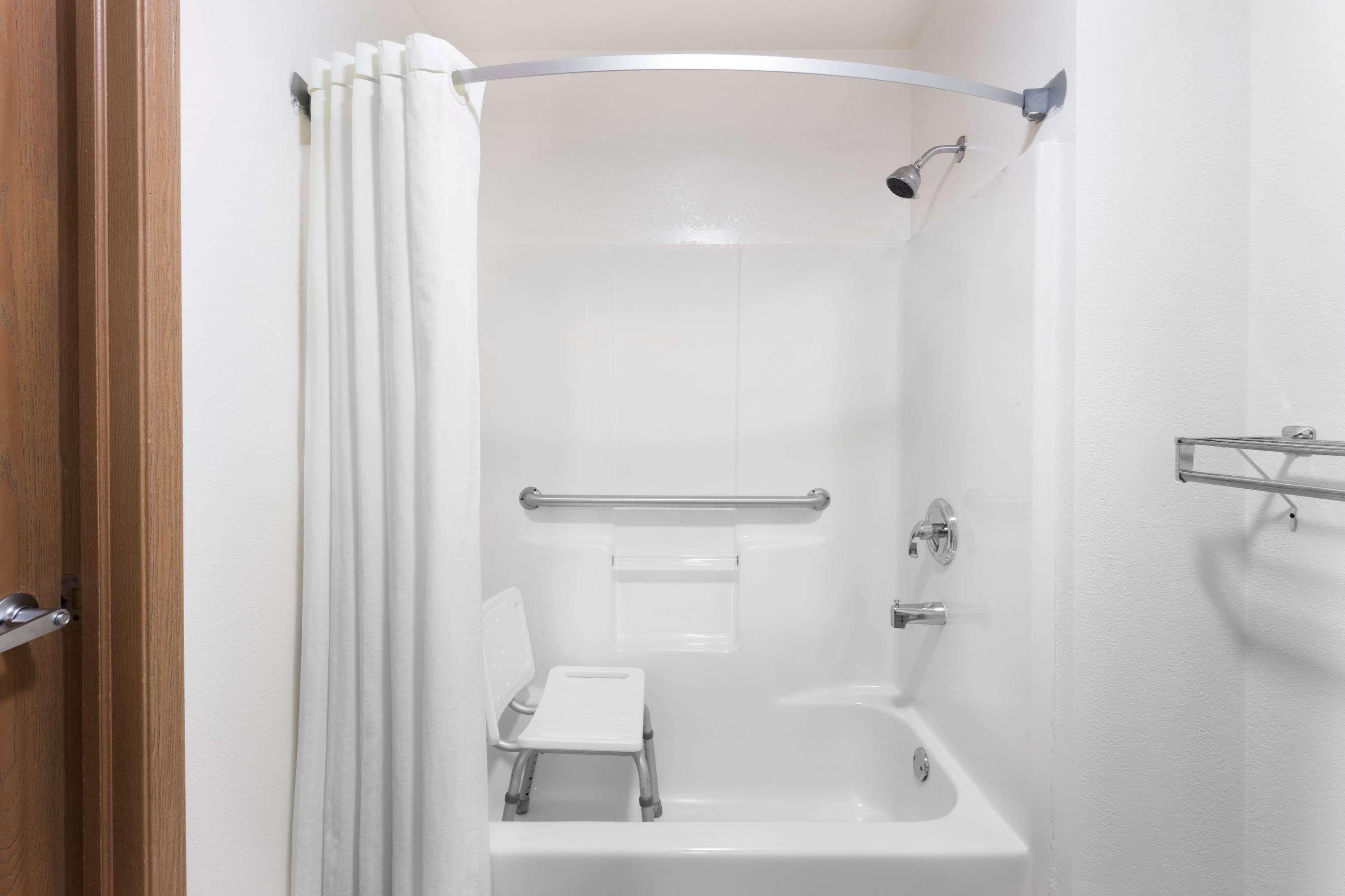 Super 8 By Wyndham Yellowknife