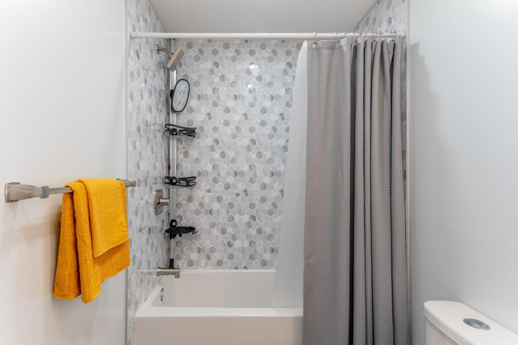 Centrally Located 4bedroom, 2bath *