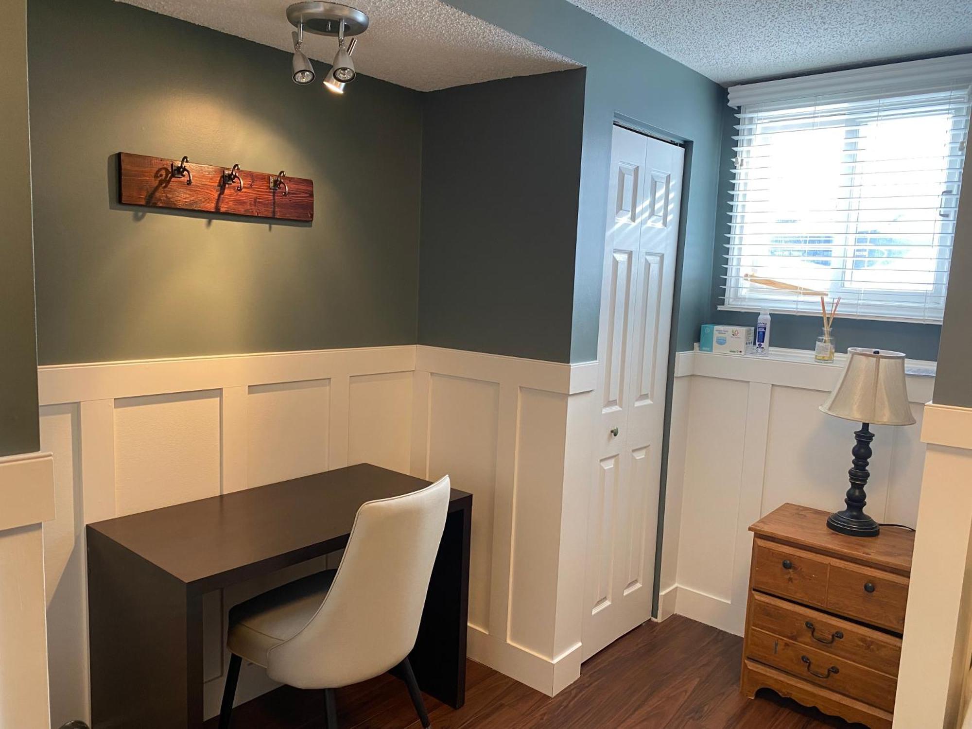 1bed Cozy Retreat & Spacious Lounge Yellowknife