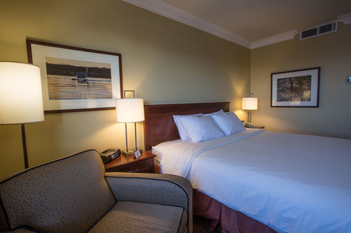The Explorer Hotel 4*