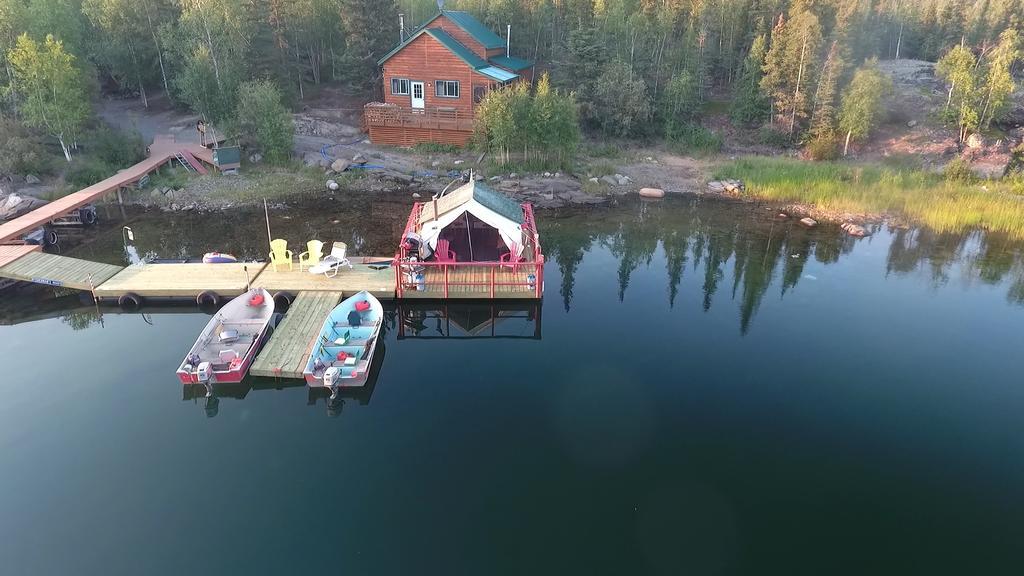 Yellow Dog Lodge, Inc. Yellowknife