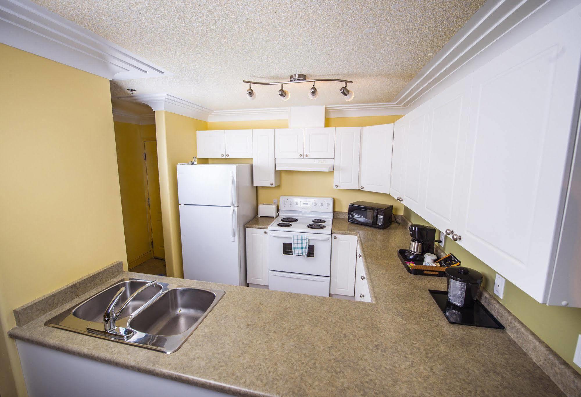 Stanton 2* Yellowknife
