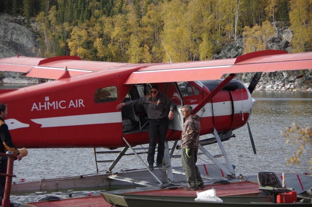 Yellow Dog Lodge, Inc. Lodge Yellowknife