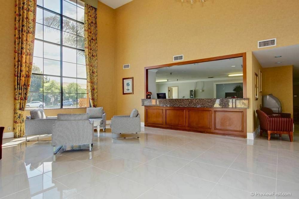 Stanton Hotel 2*